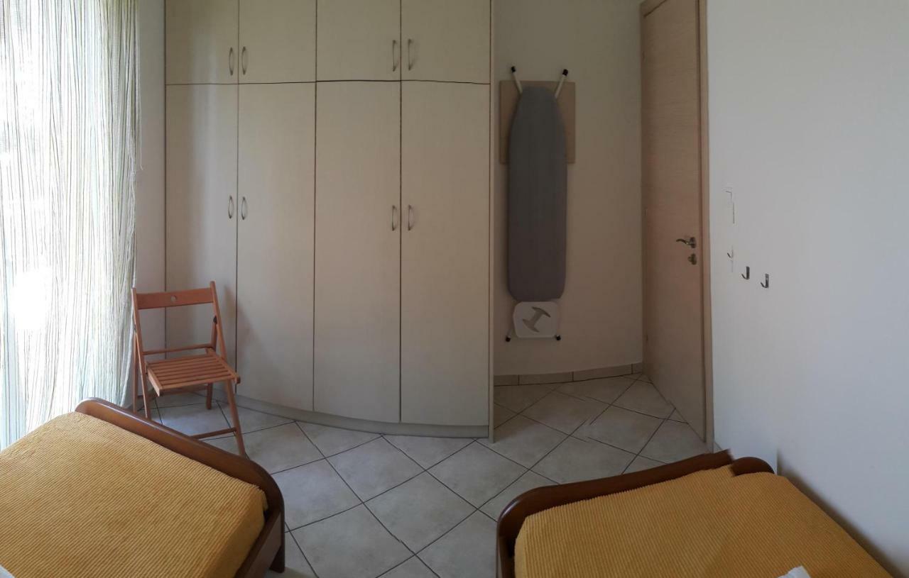 Villa Sunny Day Marathón Екстериор снимка