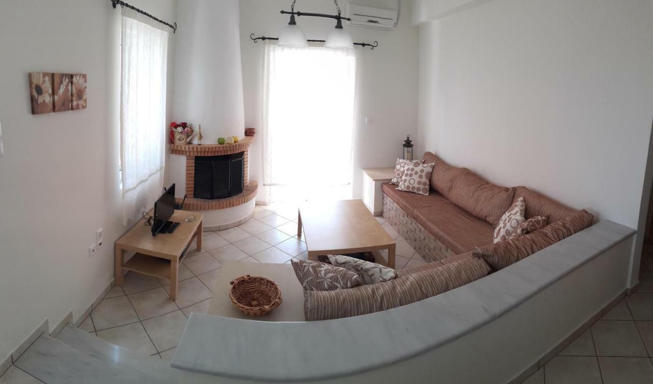 Villa Sunny Day Marathón Екстериор снимка